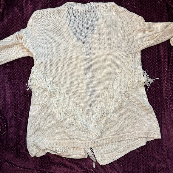 Forever 21 Fringe Poncho Cardigan 🍨 Cream, Size M - Picture 4 of 11